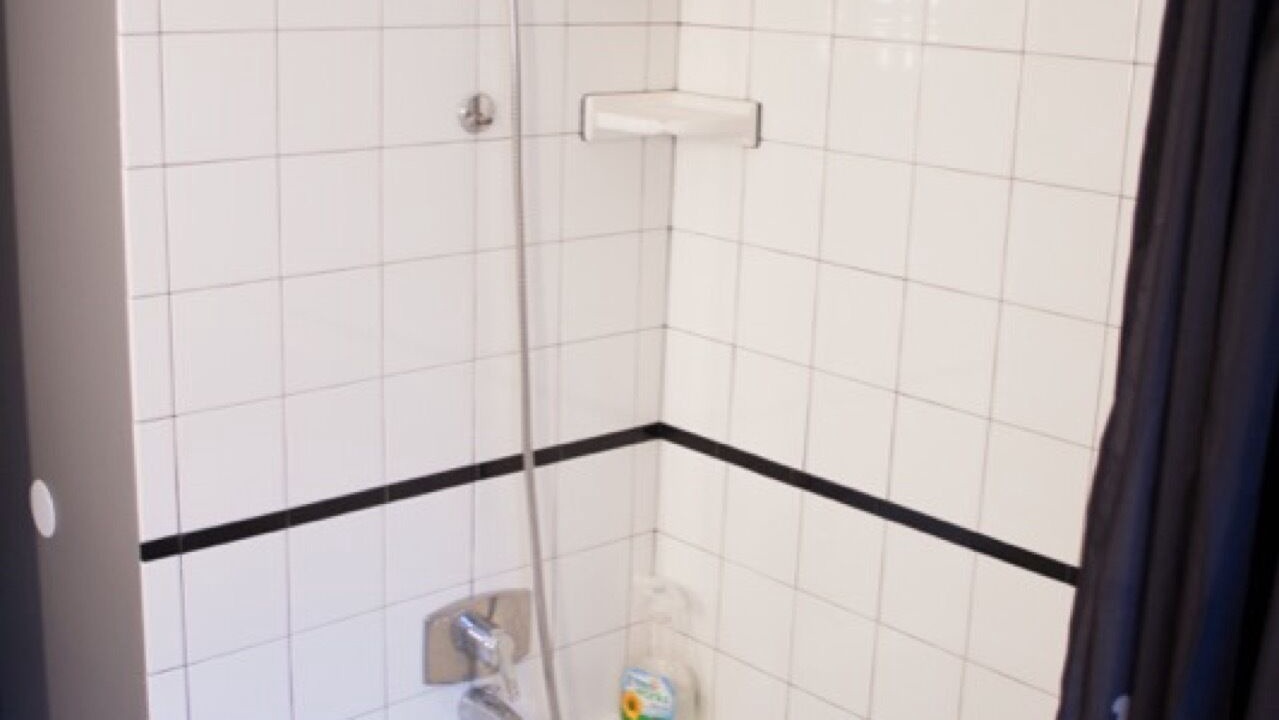 Photo of Bathroom in Niagara Falls