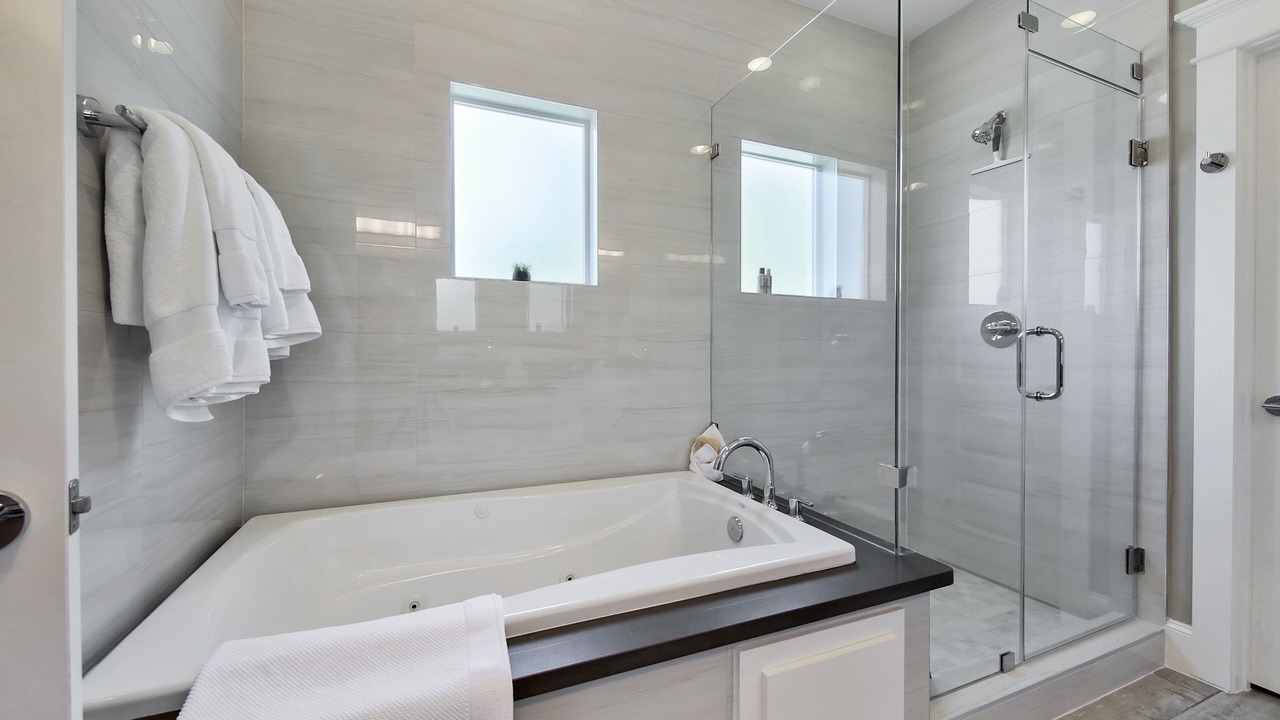 Photo of Bathroom in Greater Heights
