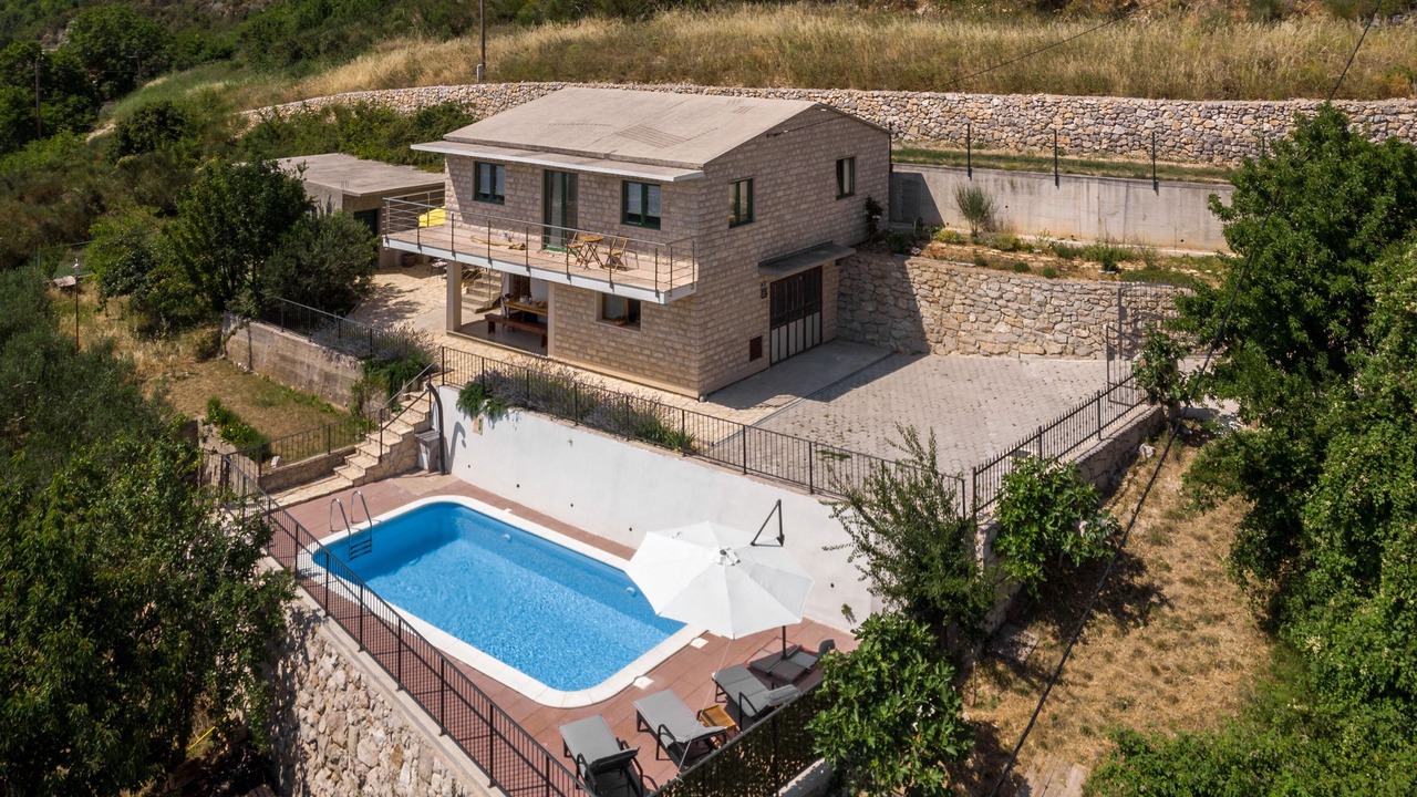 Photo of Outdoor in Klis