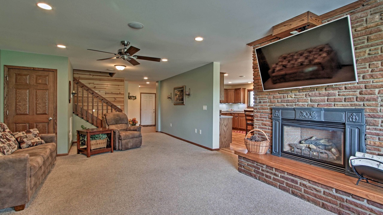 Photo of Livingroom in Mauston