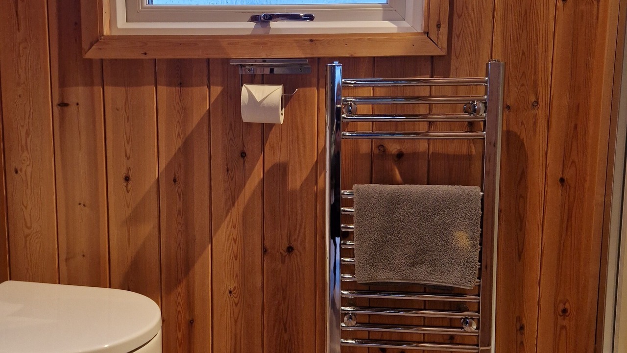 Photo of Bathroom in Dufftown