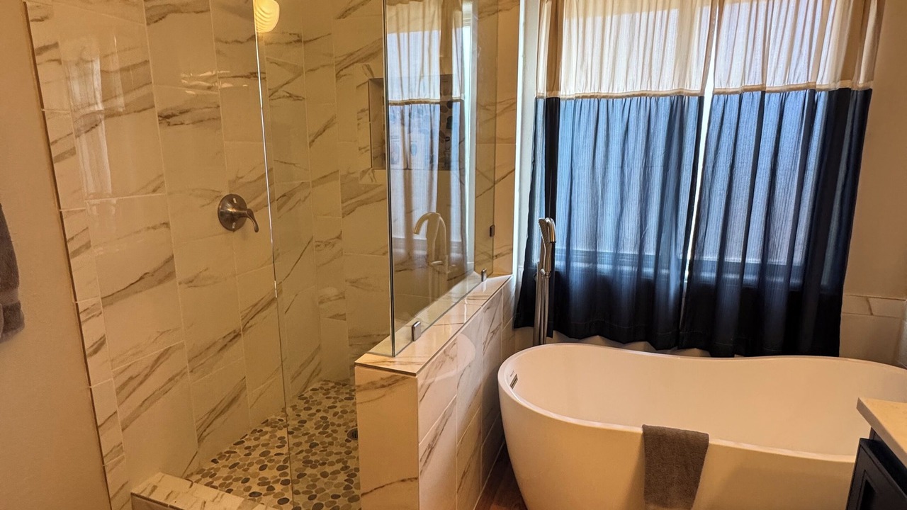 Photo of Bathroom in Eldorado at Santa Fe