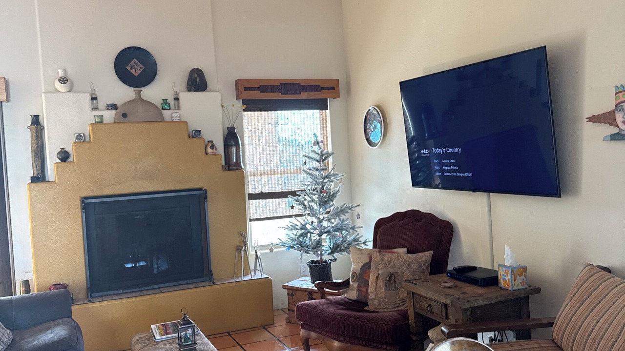 Photo of Livingroom in Eldorado at Santa Fe
