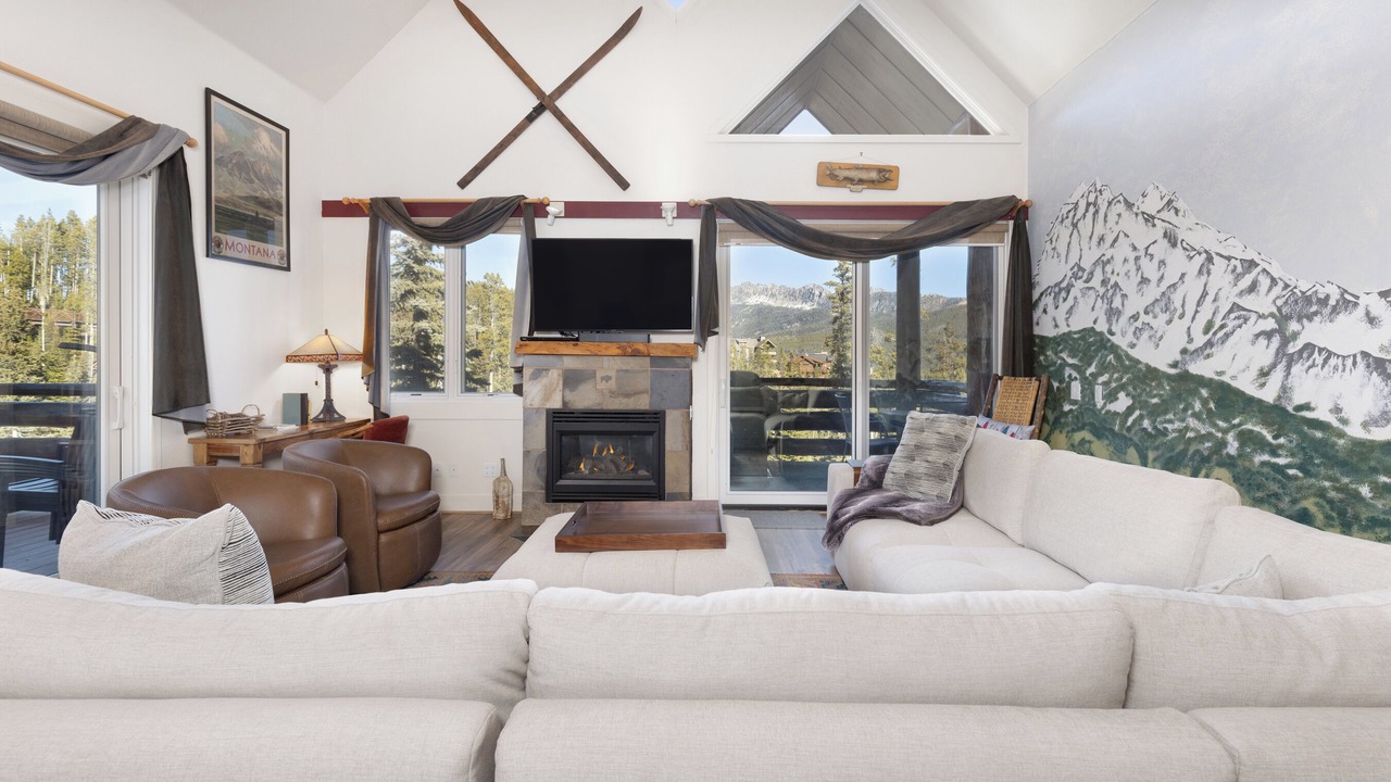 Photo of Livingroom in Saddle Ridge
