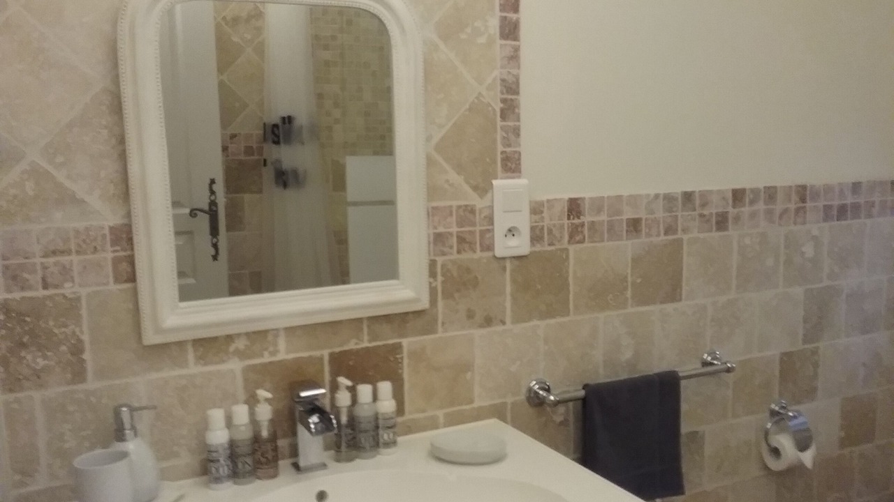 Photo of Bathroom in Saint-Marcel-de-Careiret