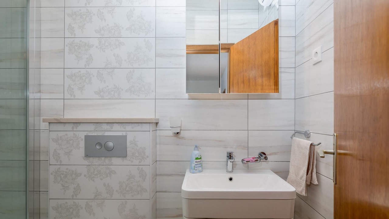 Photo of Bathroom in Slatine