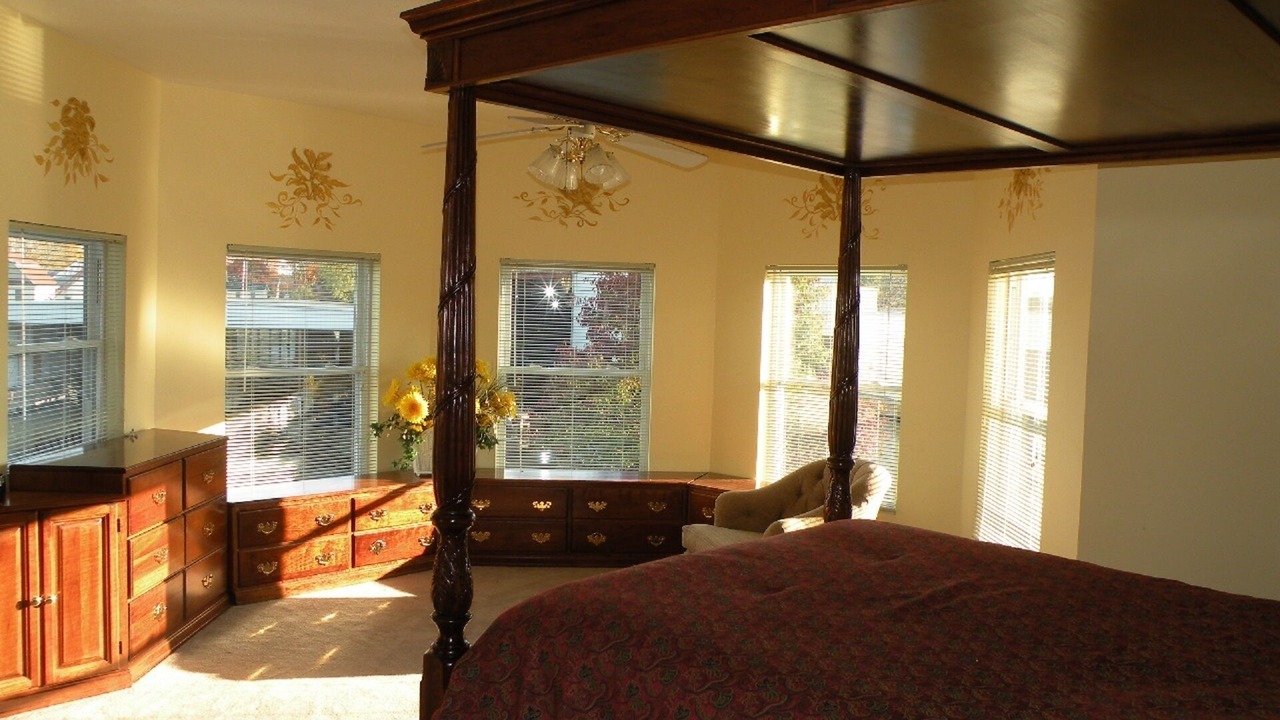 Photo of Bedroom in Alexandria Bay