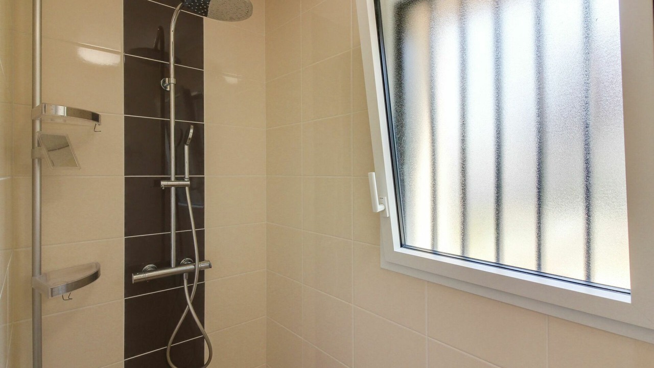 Photo of Bathroom in Saint-Lunaire