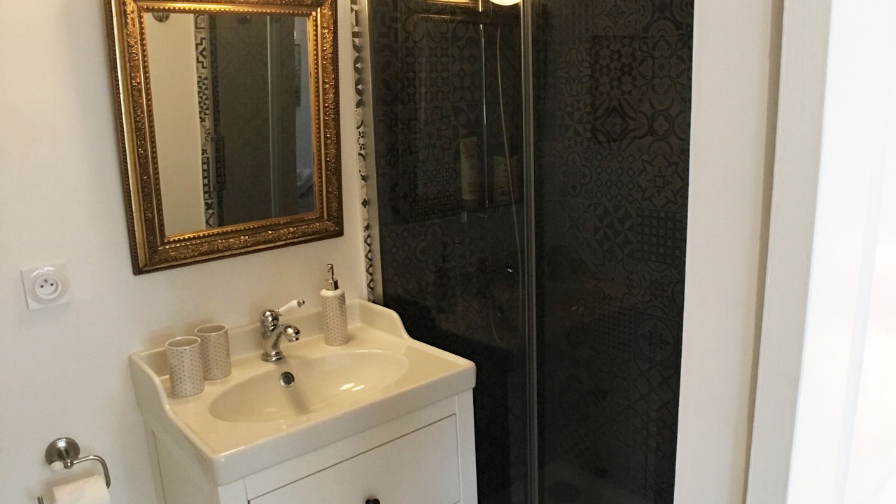 Photo of Bathroom in Berville-sur-Mer