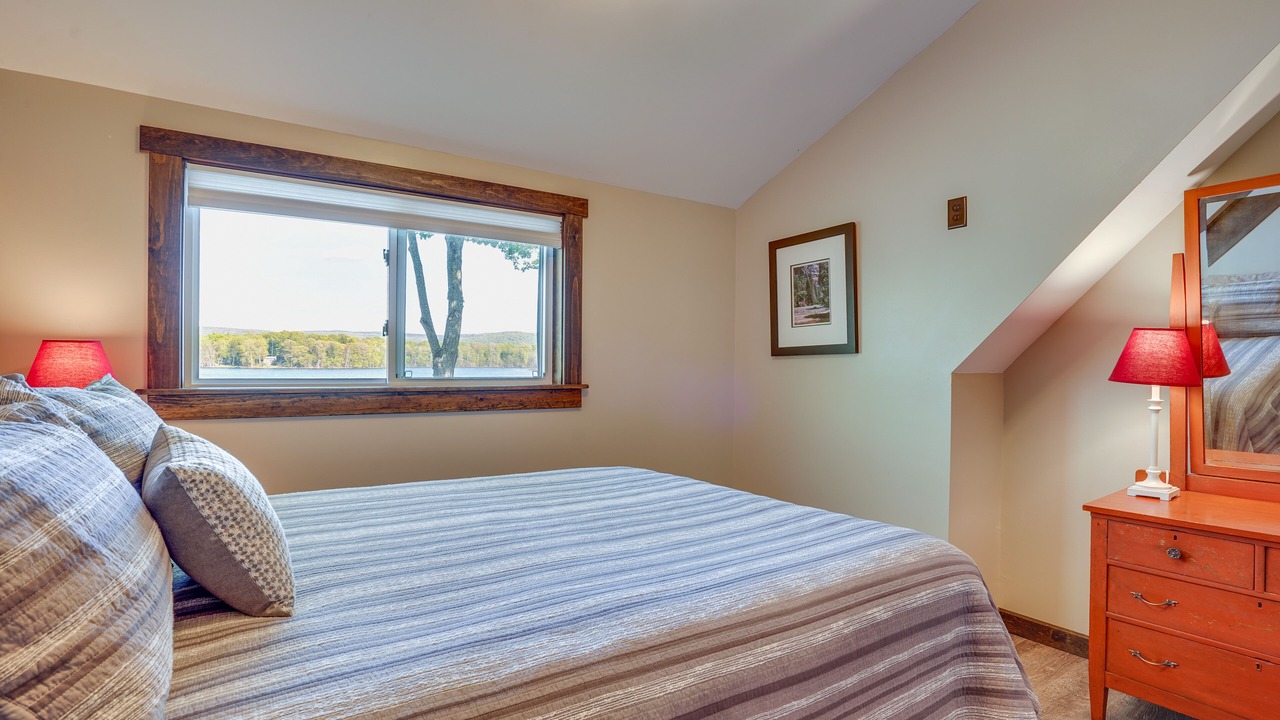 Photo of Bedroom in Tully