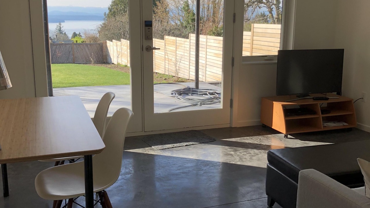 Photo of Livingroom in Gatewood