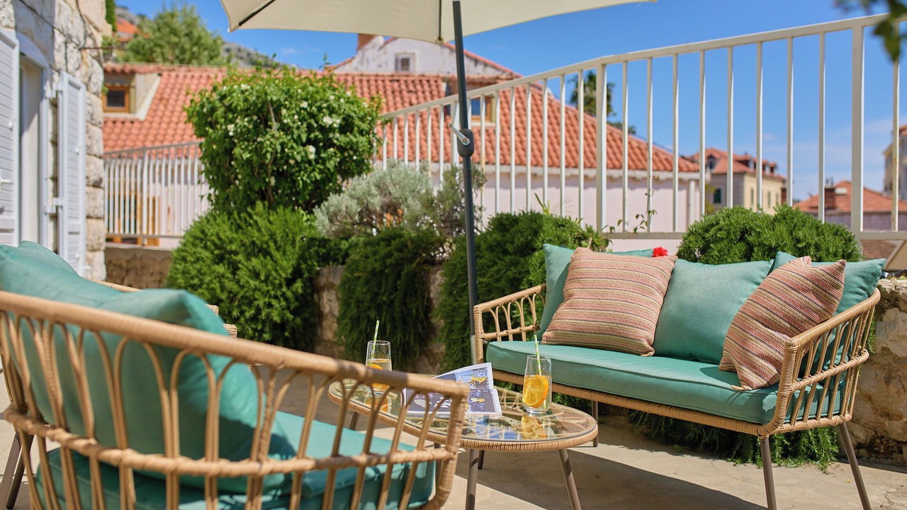 Photo of Patio Balcony in Pile