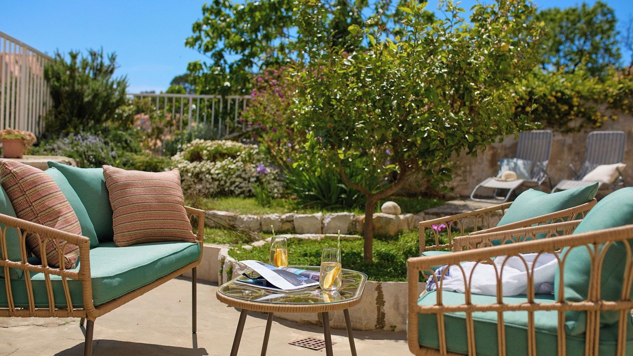 Photo of Patio Balcony in Pile