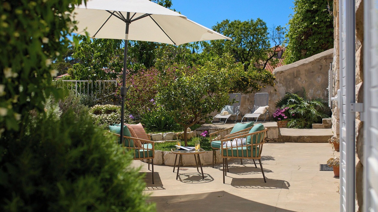 Photo of Patio Balcony in Pile