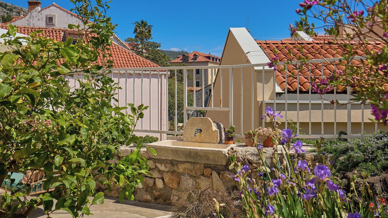 Photo of Outdoor in Pile
