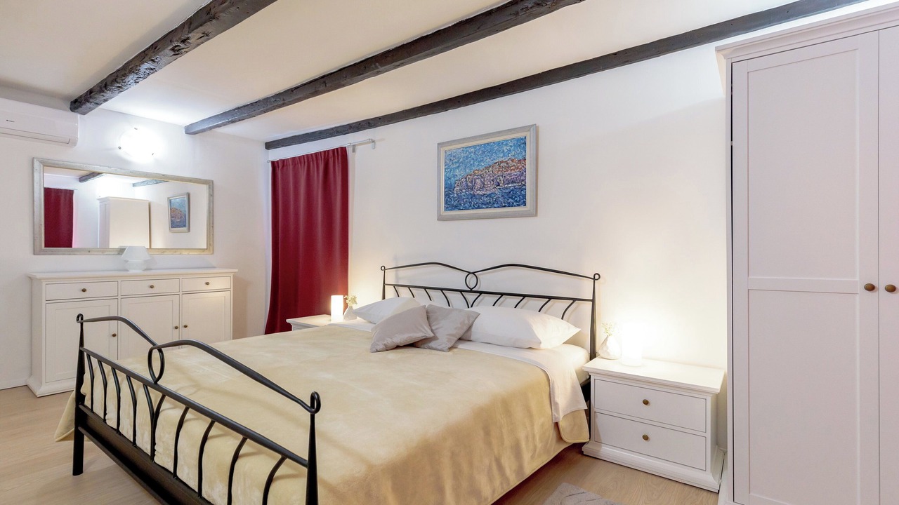 Photo of Bedroom in Orasac