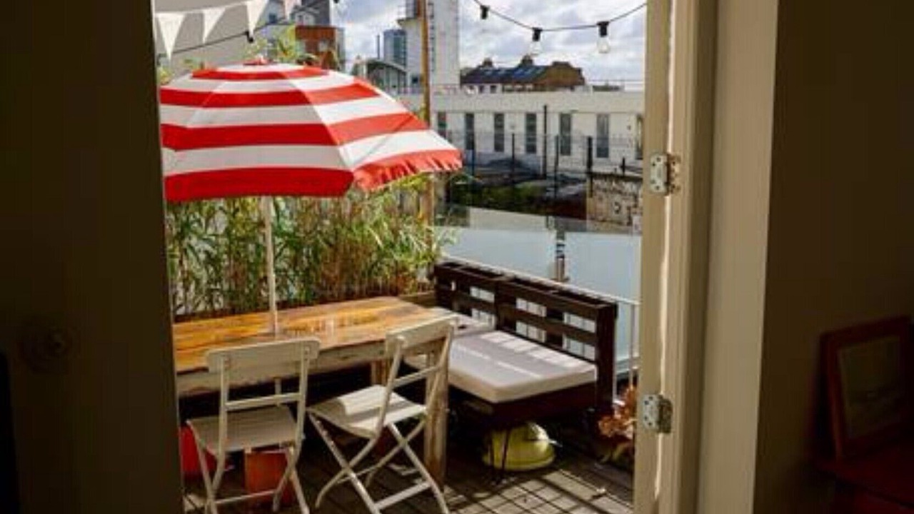 Photo of Others in North Kensington