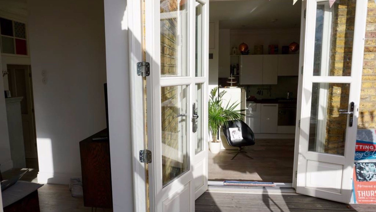 Photo of Outdoor in North Kensington