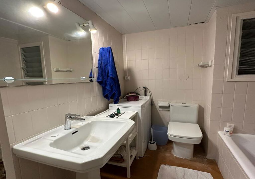 Photo of Bathroom in El Roc de Sant Gaieta