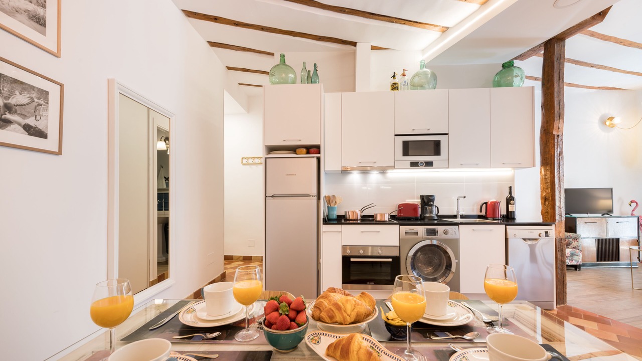 Photo of Kitchen in Golden Triangle of Art