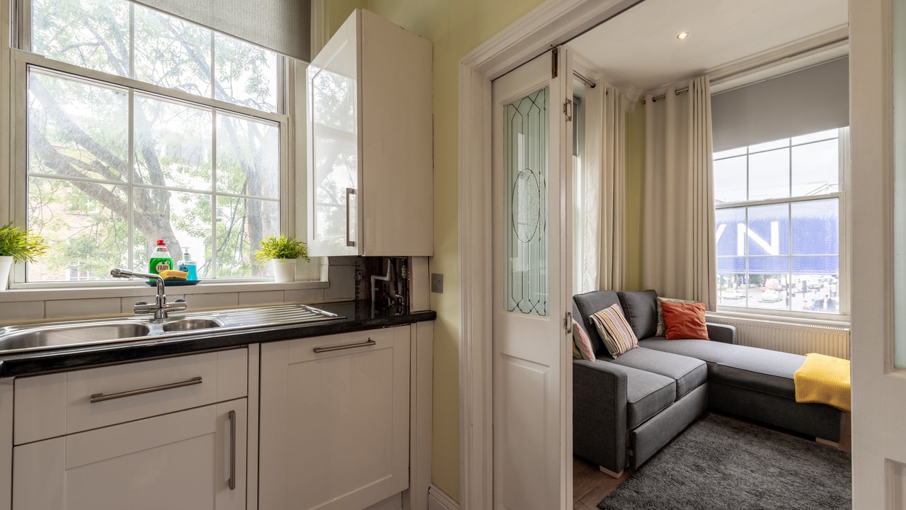 Photo of Others in Cantelowes