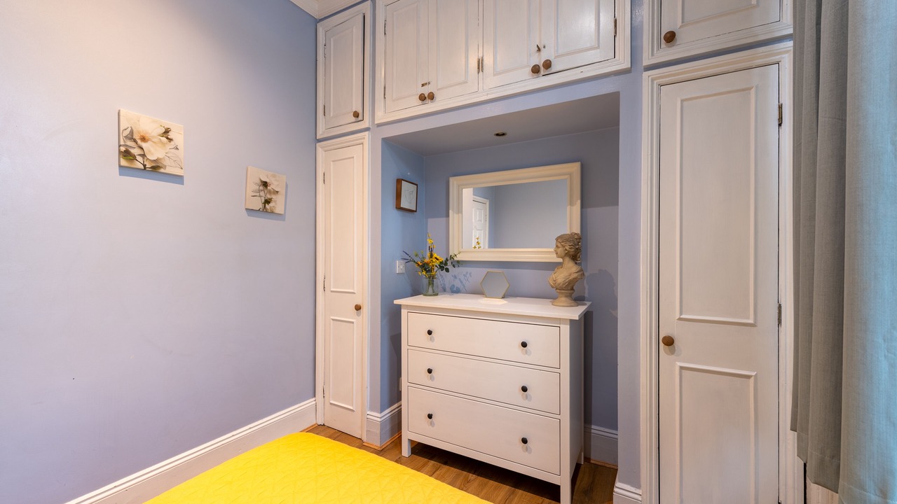 Photo of Others in Cantelowes