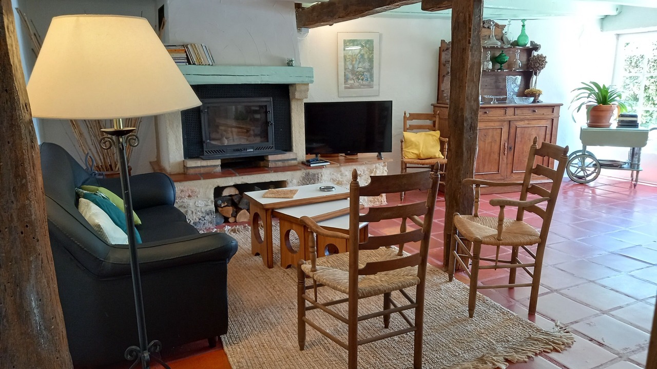 Photo of Livingroom in Sauveterre-la-Lemance