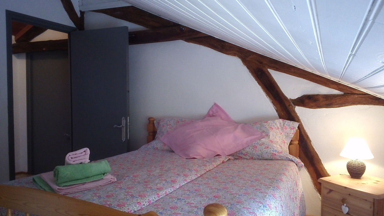Photo of Bedroom in Sauveterre-la-Lemance