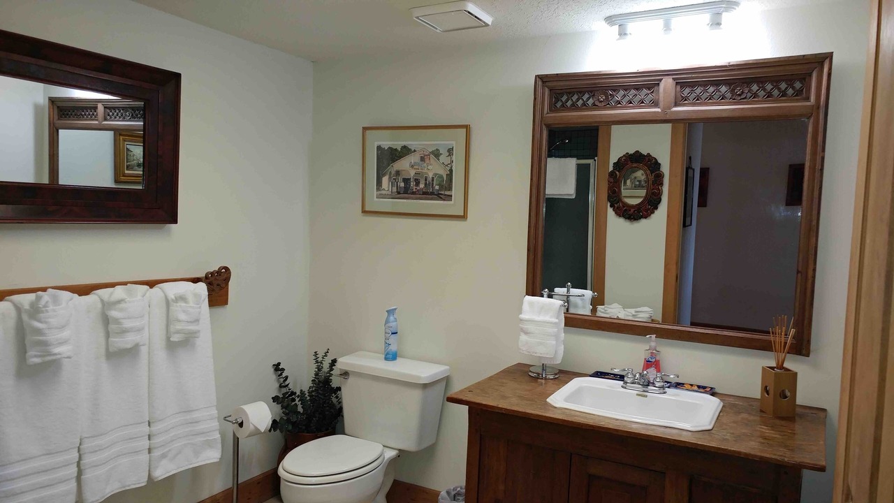 Photo of Bathroom in Old Homosassa