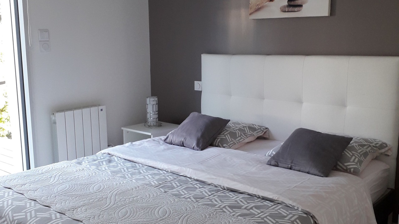 Photo of Bedroom in Kervoyal