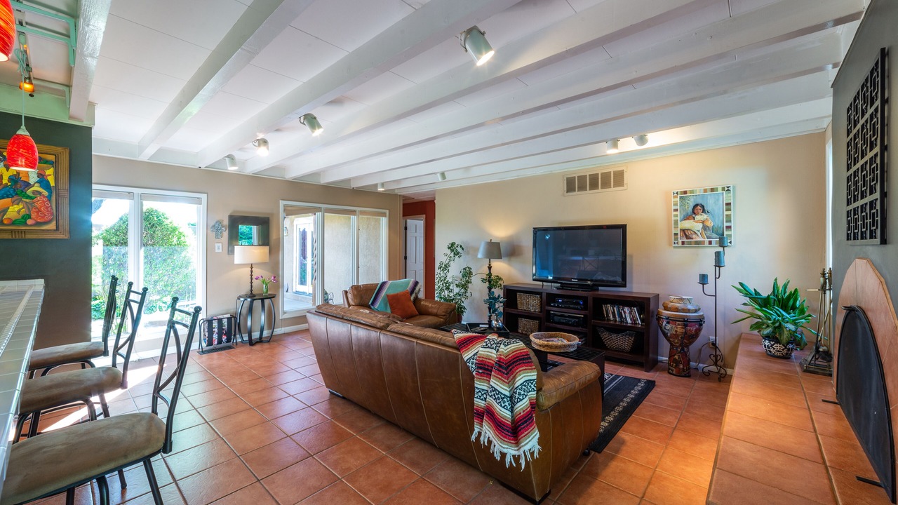Photo of Livingroom in Northeast Heights