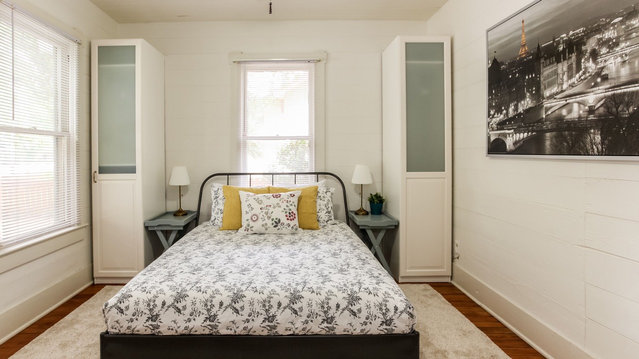 Photo of Bedroom in Hyde Park