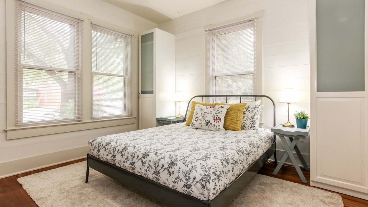 Photo of Bedroom in Hyde Park