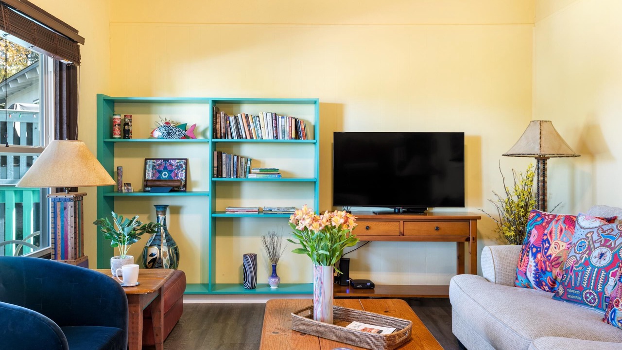 Photo of Livingroom in Barton Hills