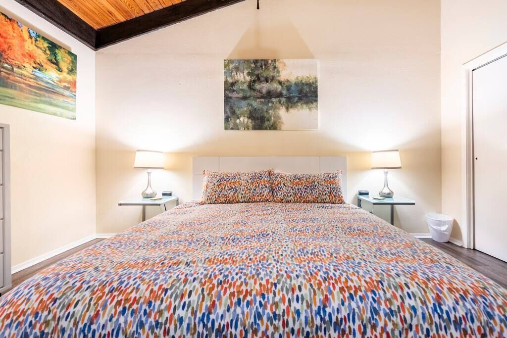 Photo of Bedroom in Barton Hills
