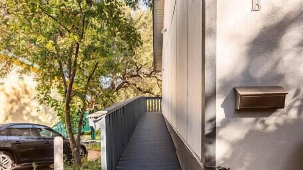 Photo of Outdoor in Barton Hills