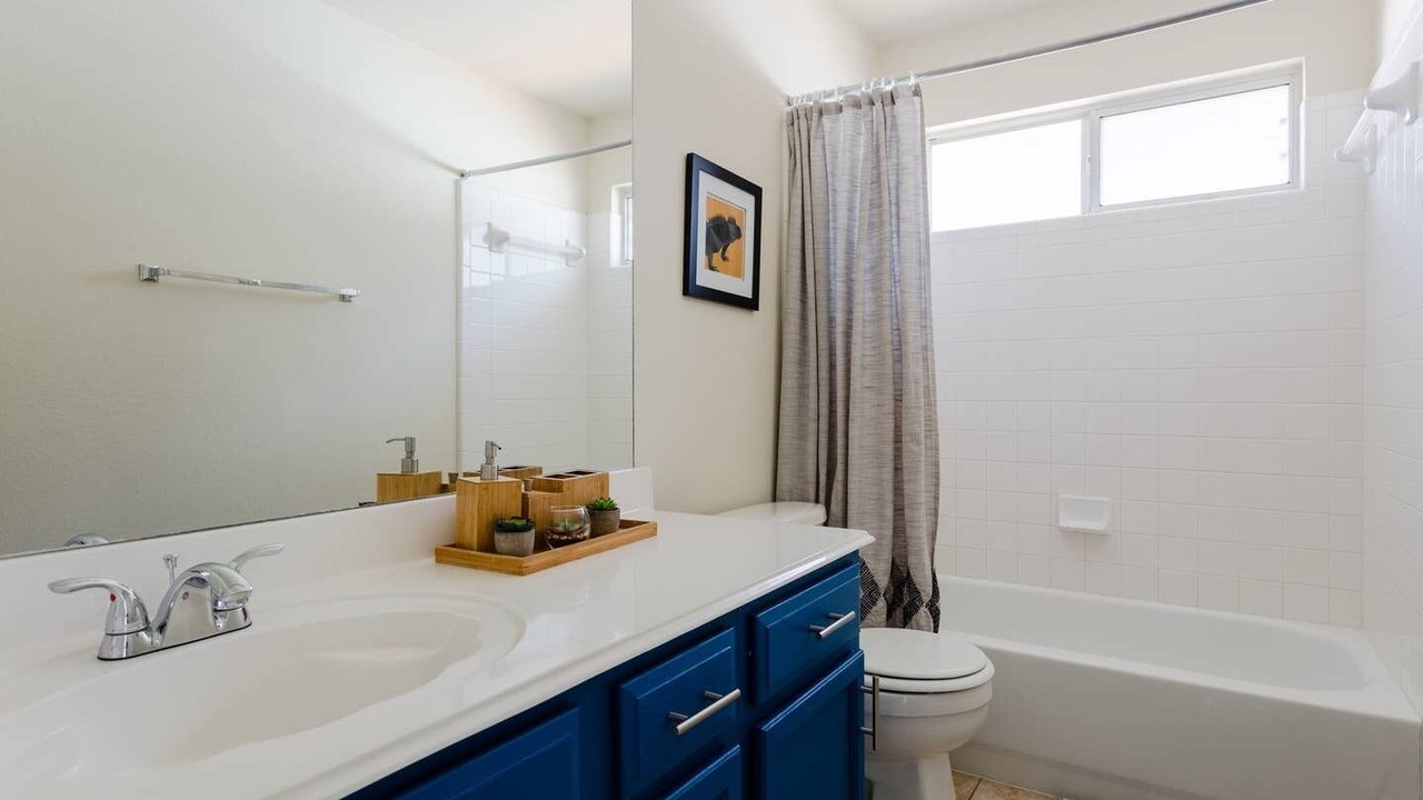 Photo of Bathroom in Bratton Park