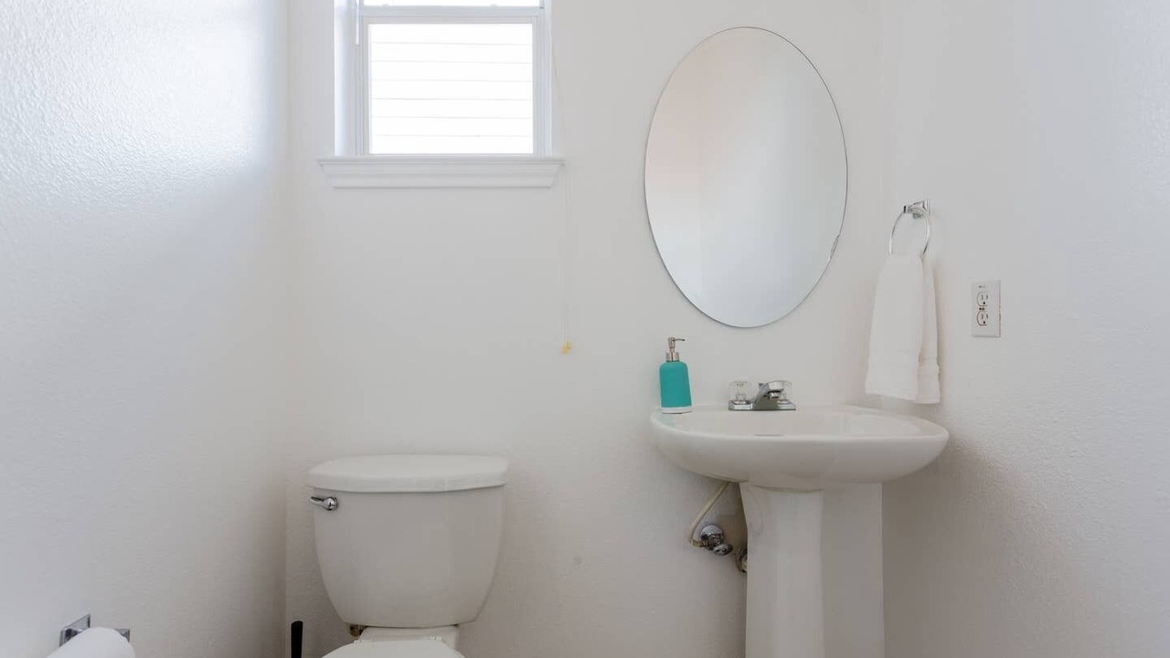 Photo of Bathroom in Bratton Park