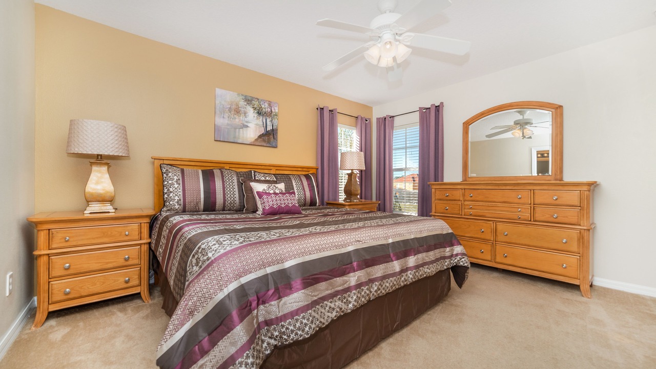 Photo of Bedroom in Watersong