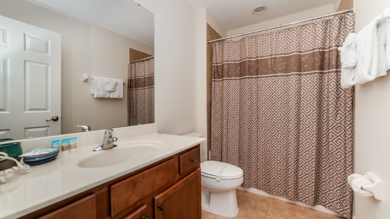 Photo of Bathroom in Watersong