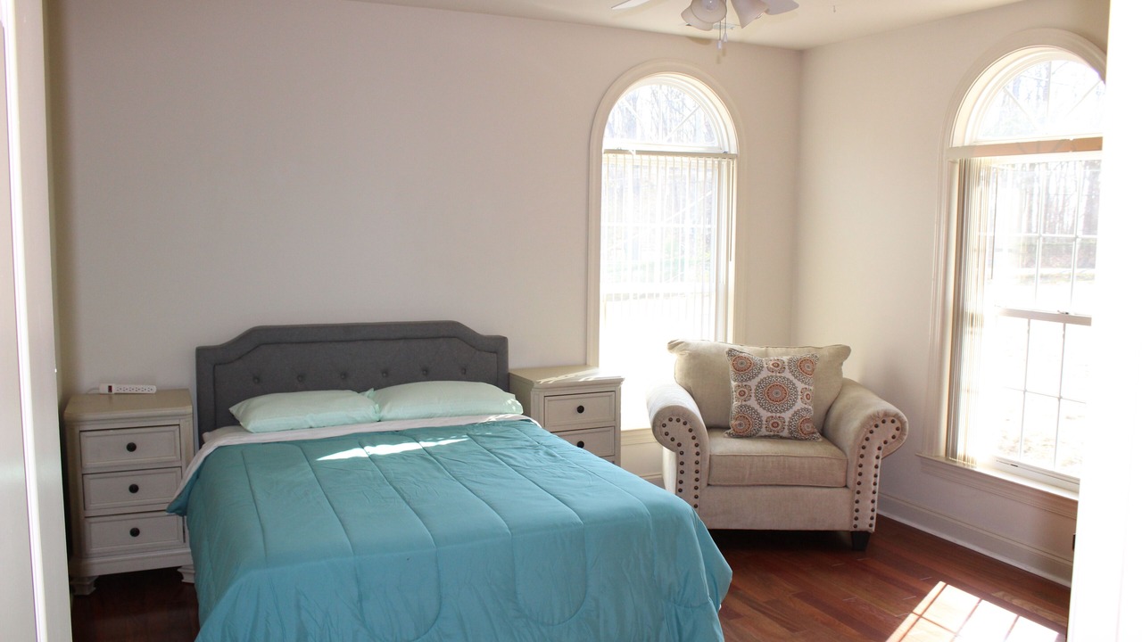 Photo of Bedroom in Darnestown