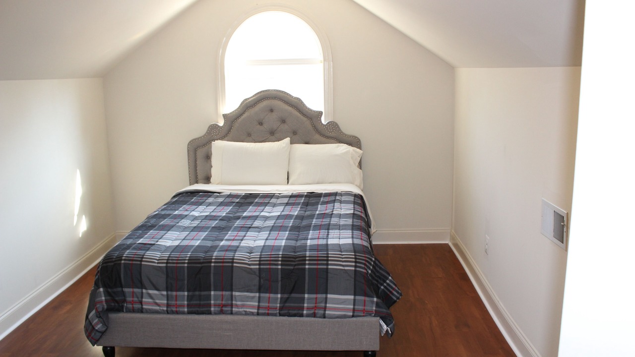 Photo of Bedroom in Darnestown