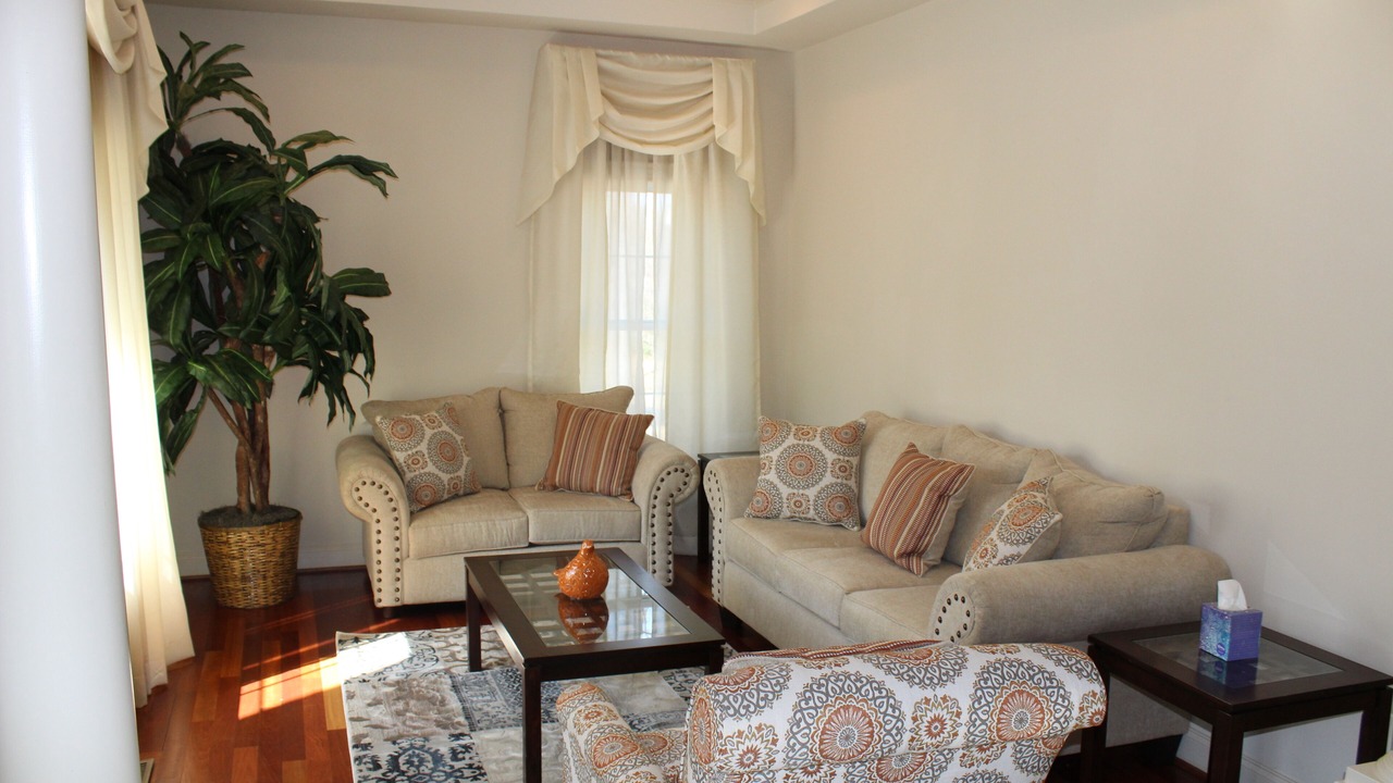 Photo of Livingroom in Darnestown