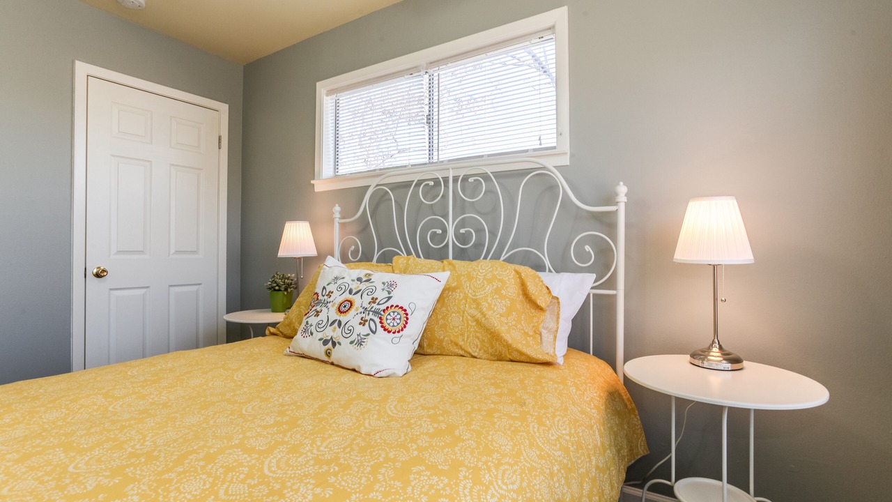 Photo of Bedroom in Hyde Park