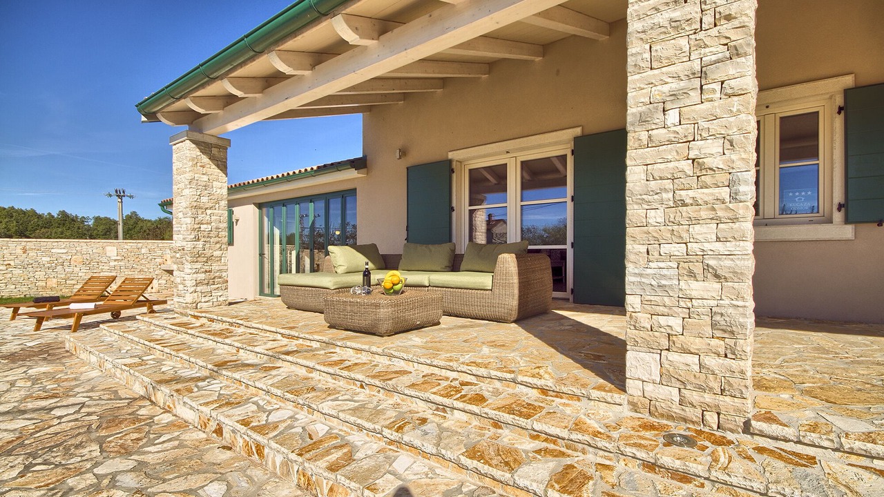 Photo of Patio Balcony in Grandici