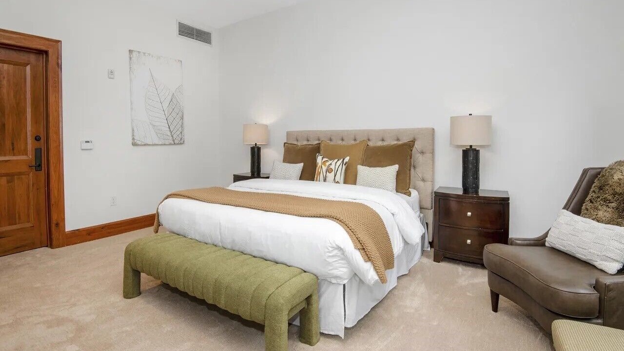 Photo of Bedroom in Avon