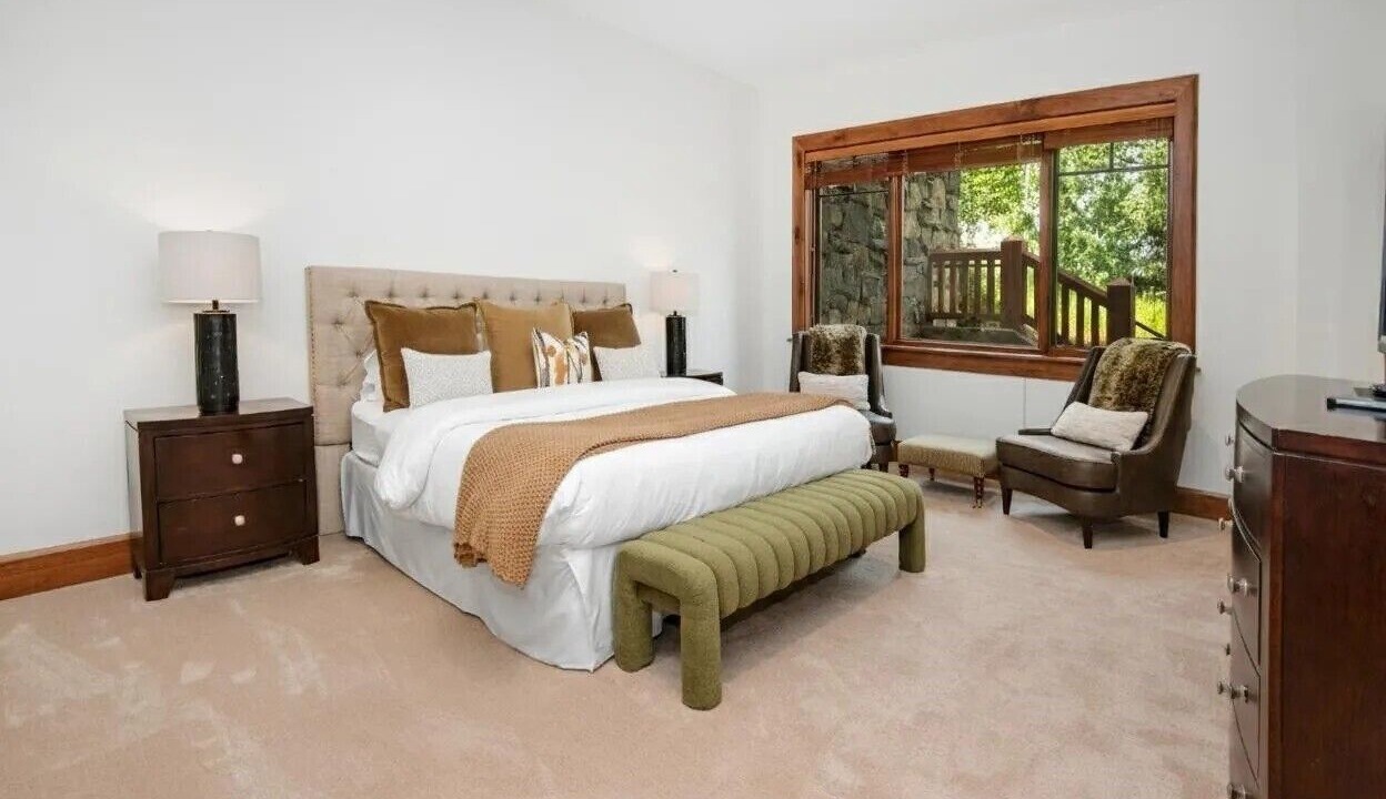 Photo of Bedroom in Avon