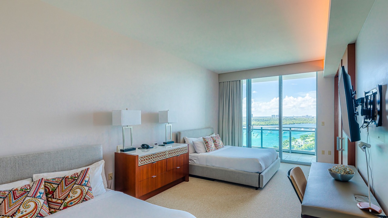 Photo of Bedroom in Bal Harbour