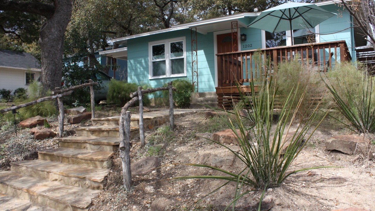 Photo of Others in Bouldin