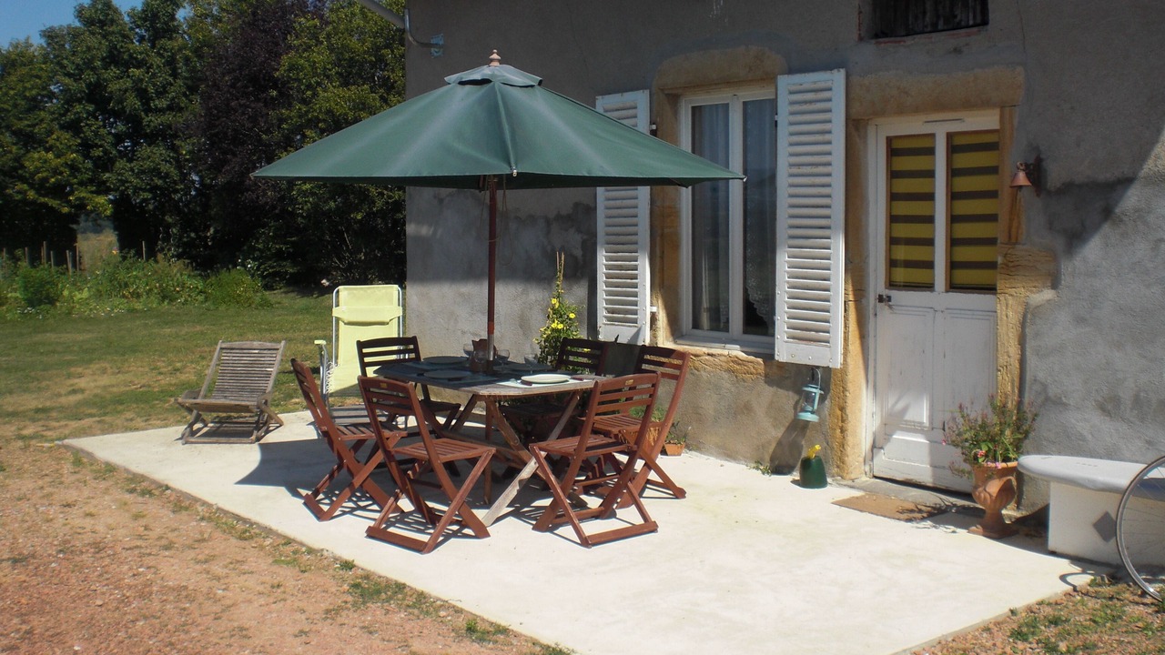 Photo of Outdoor in Chenay-le-Chatel